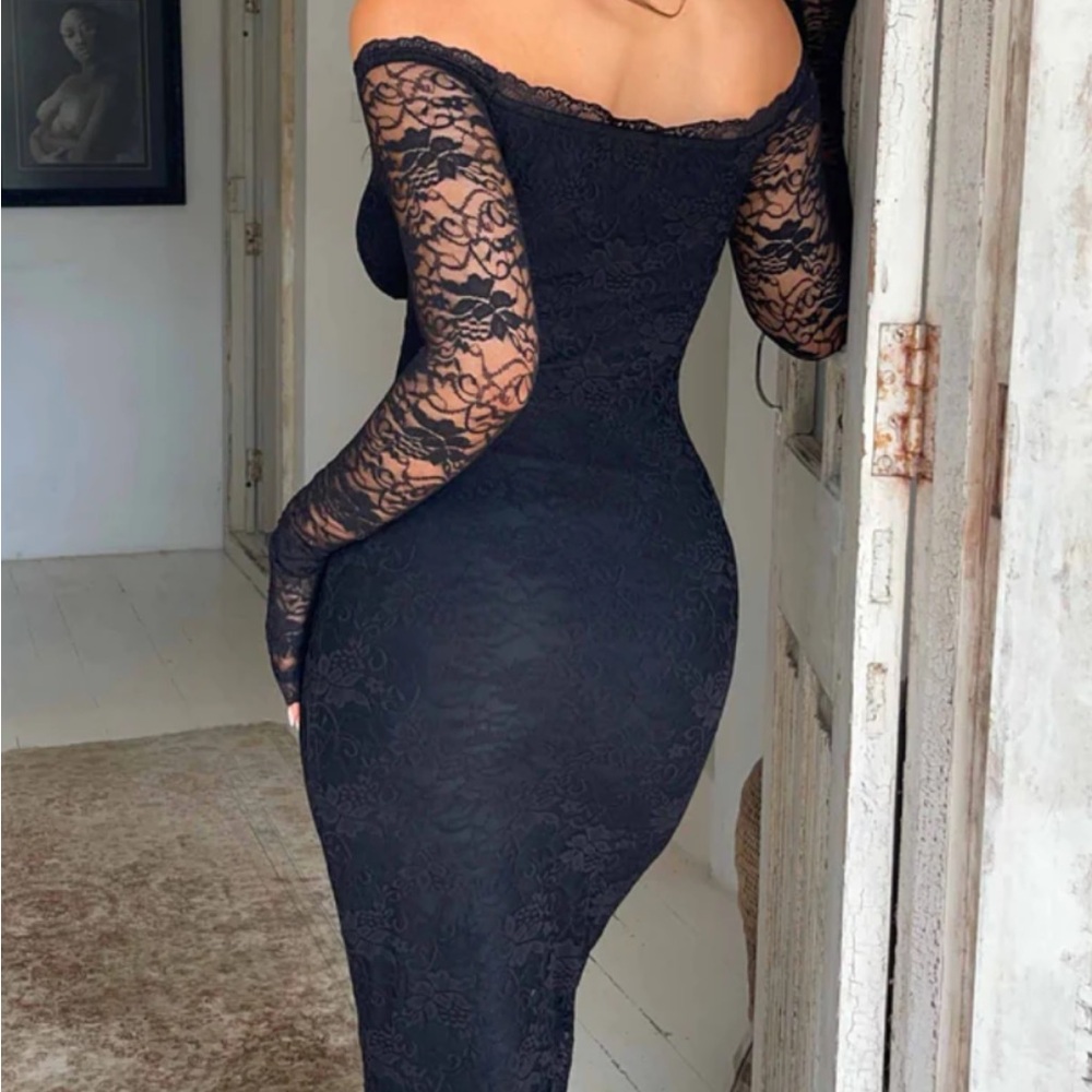 EMERSON MAXI DRESS SOLID BLACK